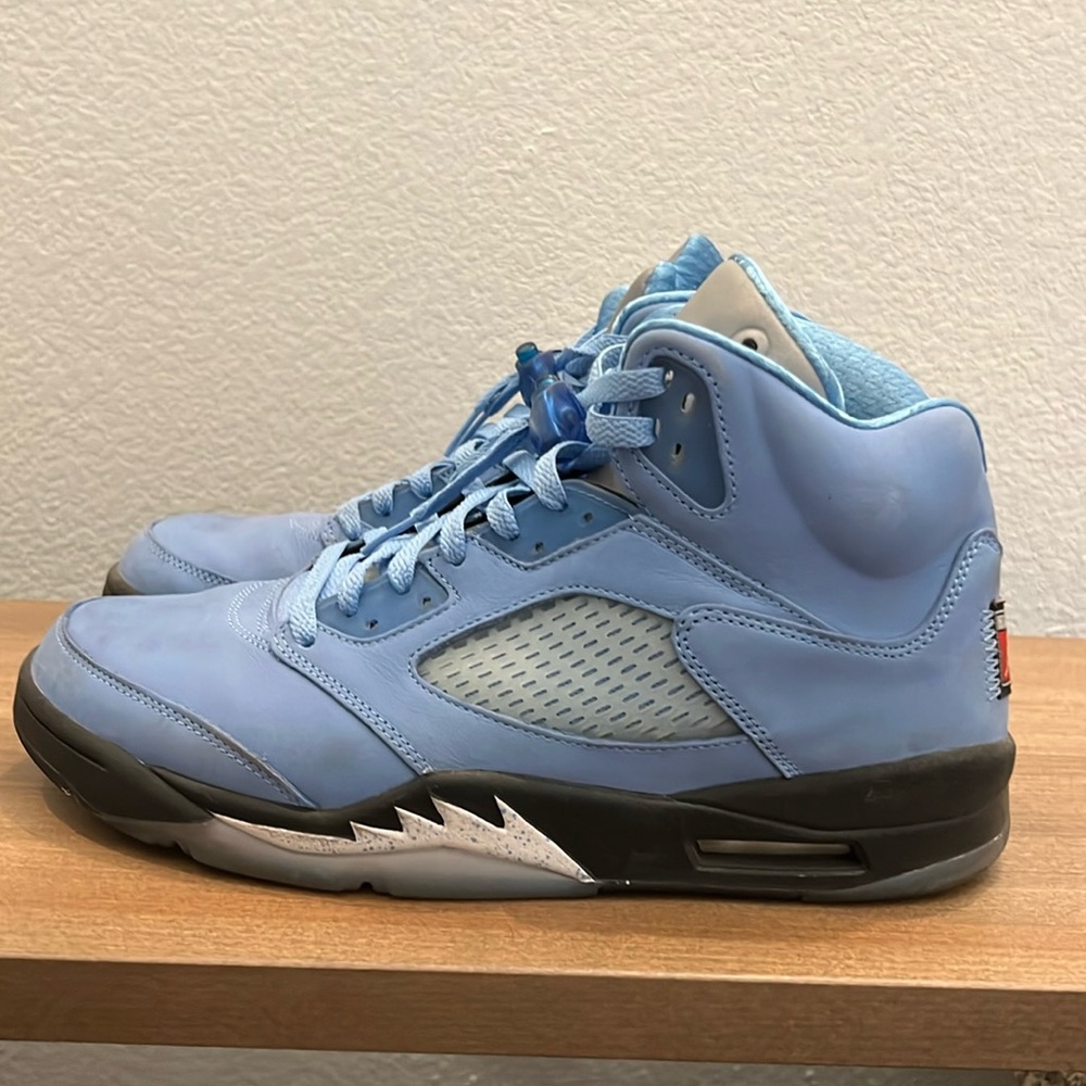 University Blue Jordan 5
